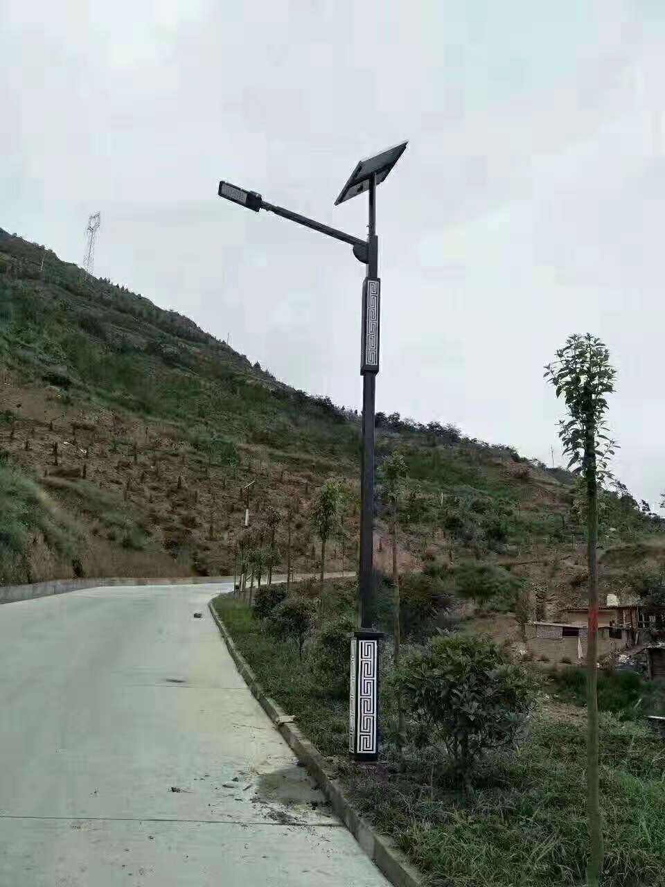 阿拉善仿古太阳能路灯